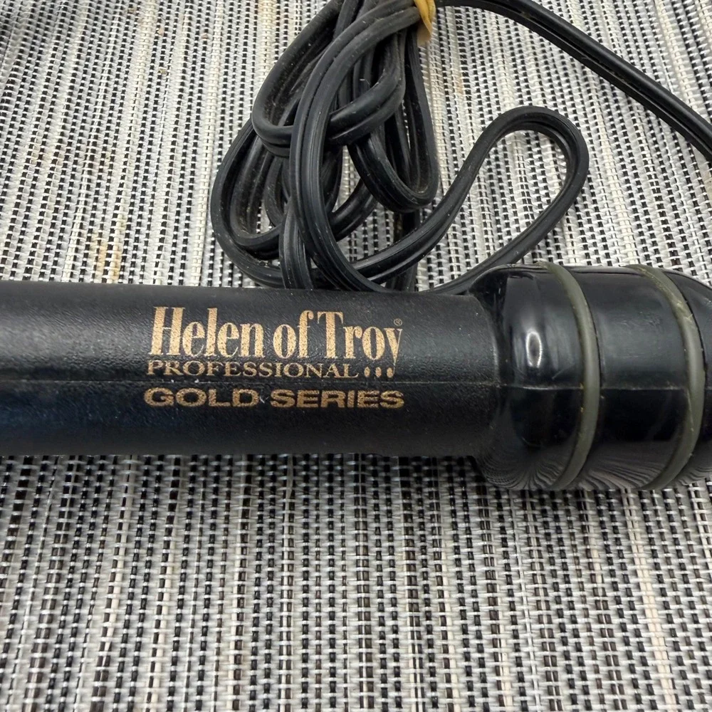 Helen of Troy Gold Series Professional 1 Inch Curling Iron Model 1008 Gold Black